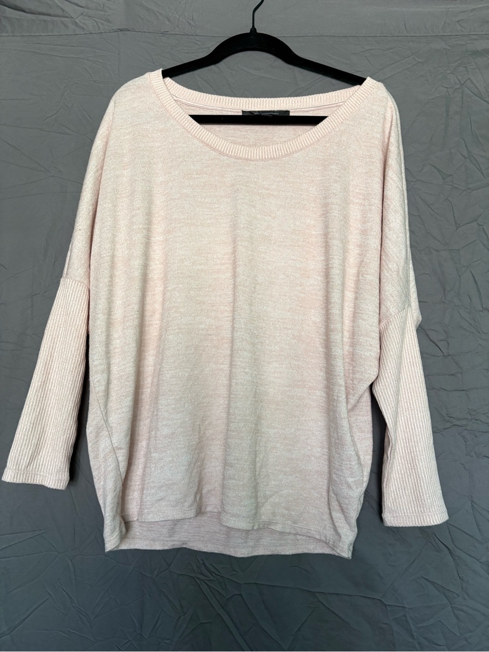 White House Black Market Pale Pink Lightweight Boatneck Sweater